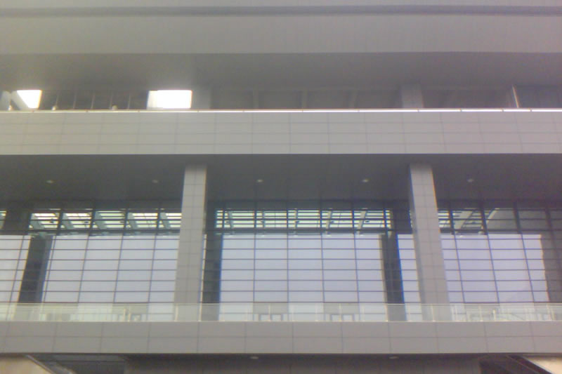 高鐵東站室內保潔和地下室保潔 高鐵東站室內保潔和地下室保潔